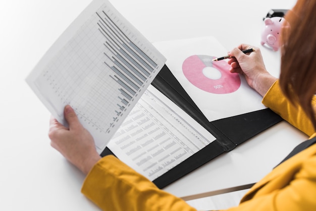 Estrategias clave para optimizar el seguimiento de medios en empresas