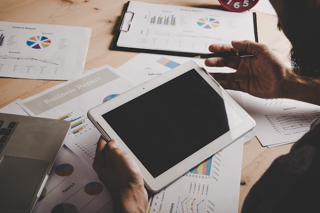 Cómo optimizar la experiencia del cliente para mejorar el seguimiento de medios